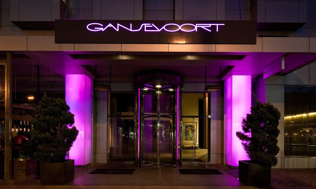Gansevoort entrance