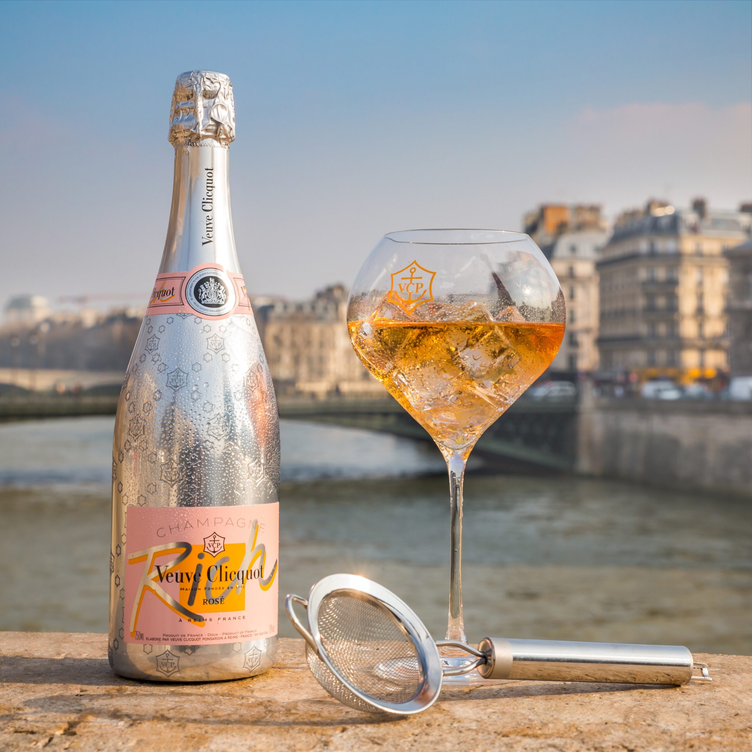 Veuve Clicquot Rich Rose Lifestyle