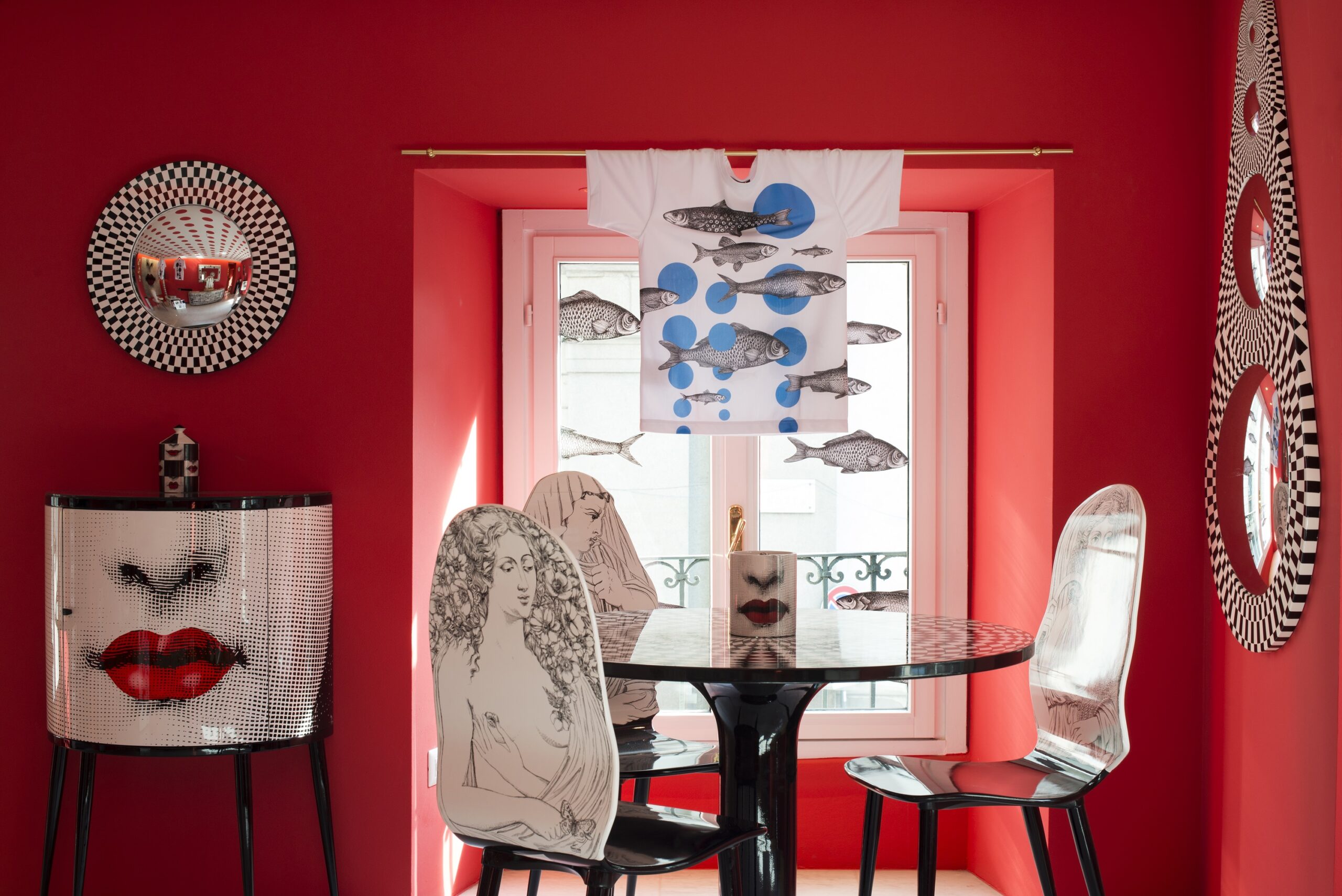 fornasetti comme des garcons naked king