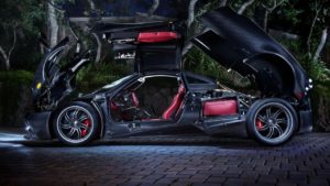 PAGANI HUAYRA: FULLY OPENED