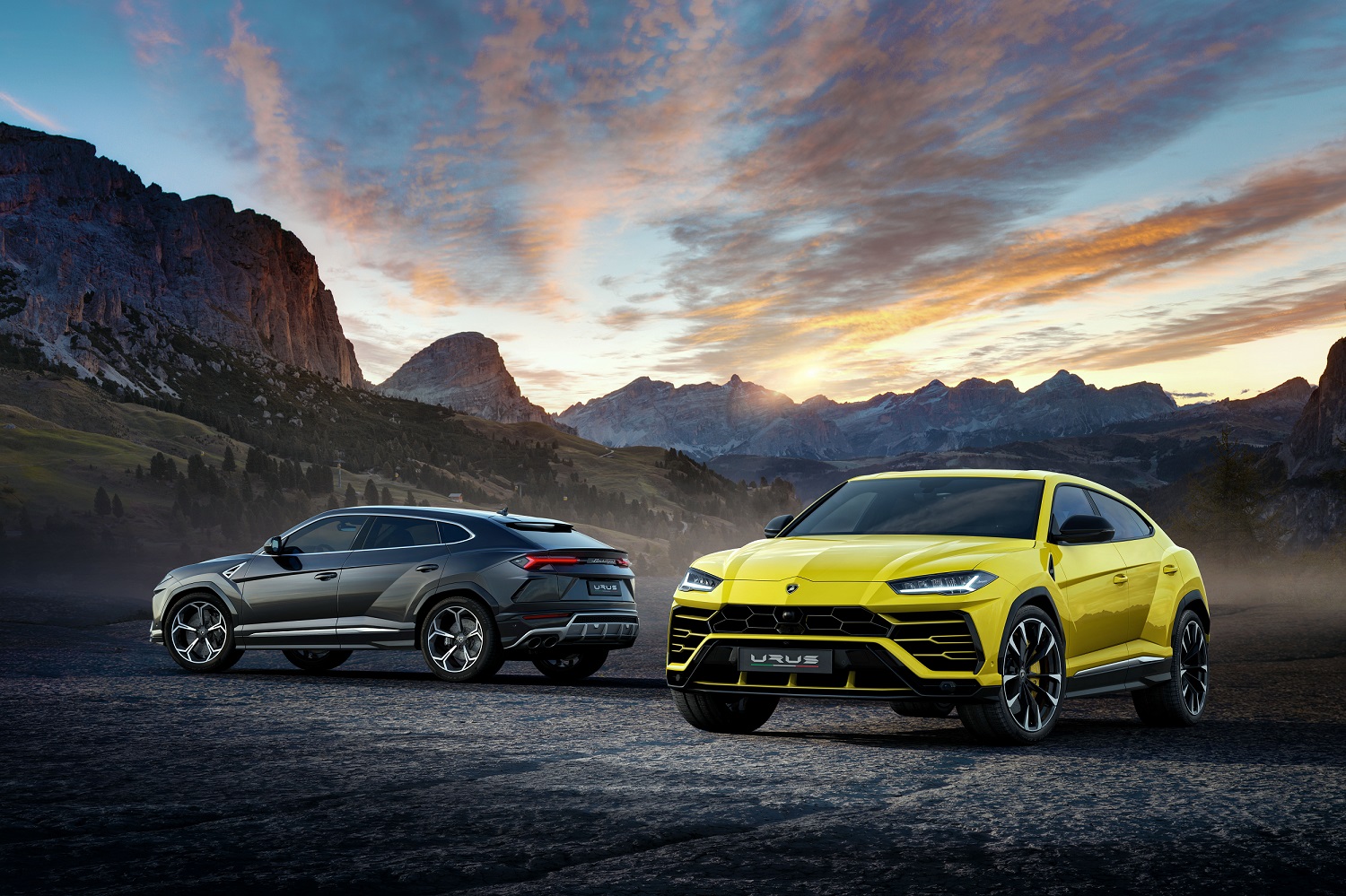 URUS LAMBORGHINI SPORT UTILITY VEHICLE SUV