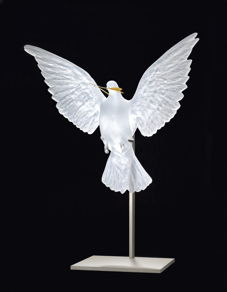 ETERNAL TRUTH CLEAR AND GOLD PHOTOGRAPHED FRANCOIS FERNANDEZ DAMIEN HIRST SCIENCE LTD LALIQUE